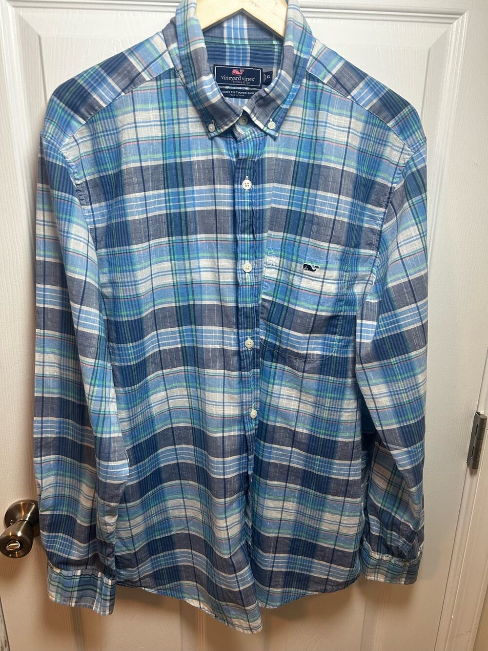 Vineyard Vines Size XL Classic Fit Tucker Shirt 100% Cotton Button-Down
